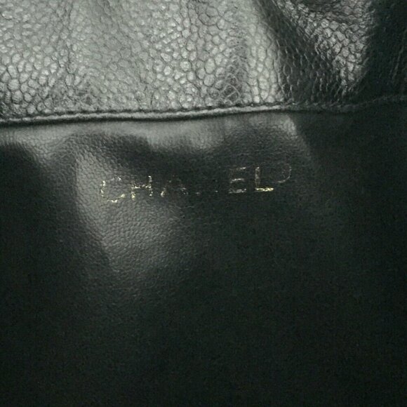 Authentic Chanel Vintage Caviar Bucket Bag Triple CC w 24k Gold-Plated Hardware - Picture 12 of 13